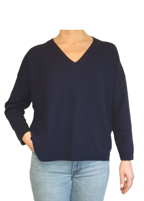 Women's Oversized V-Neck Sweater Regenerated Cashmere-4